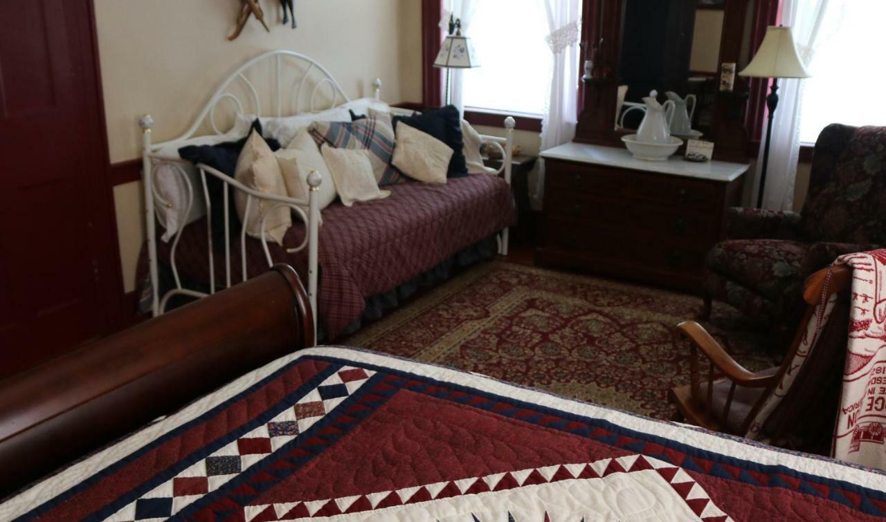 James Manning House Bed & Breakfast *